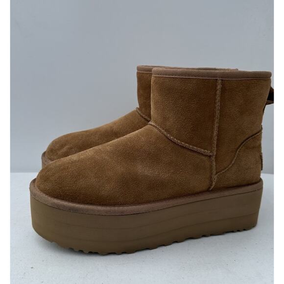 UGG Women's Classic Mini Platform Chestnut Boots 1134991 Size 9 - Picture 2 of 13